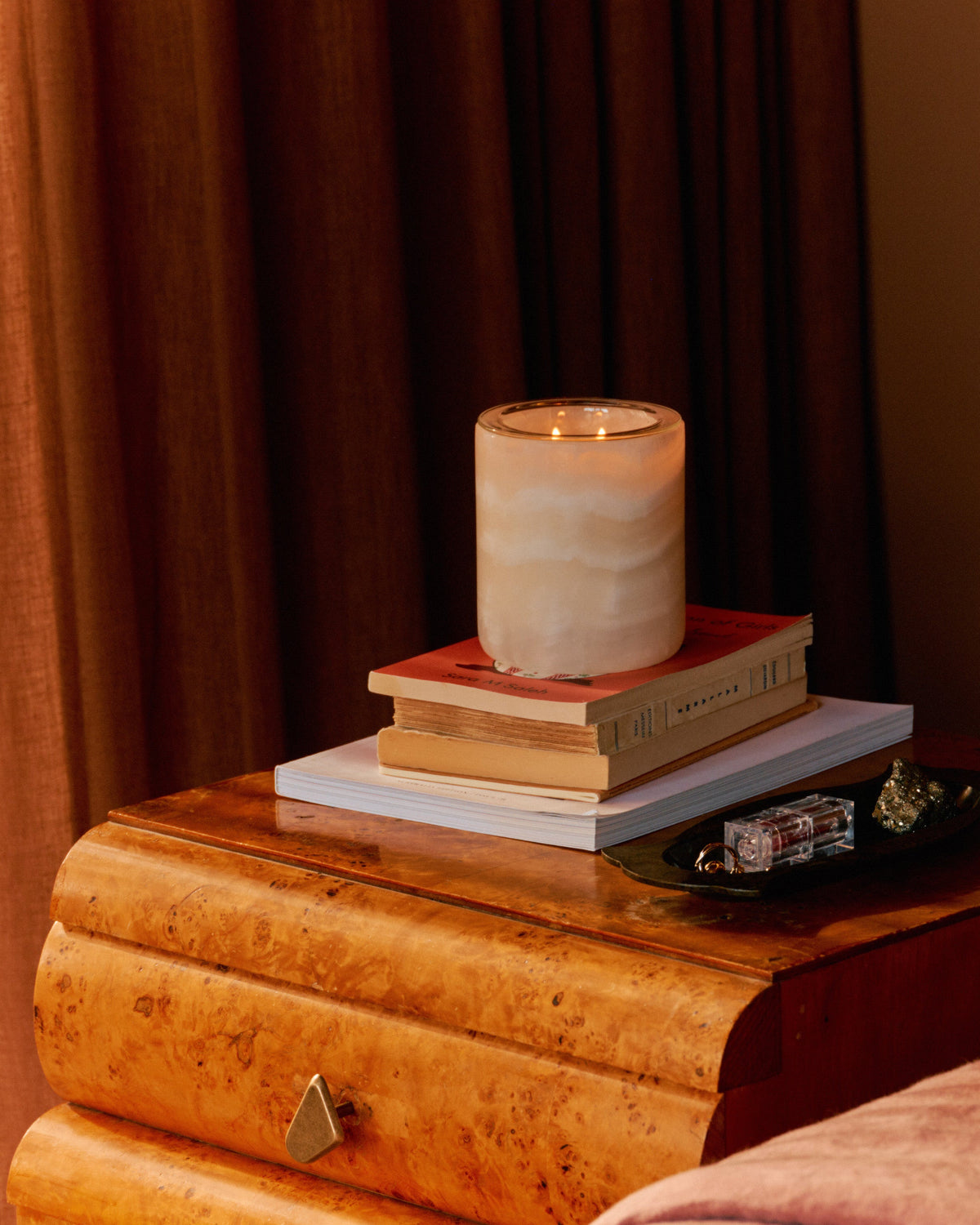 White Onyx Stone Holder