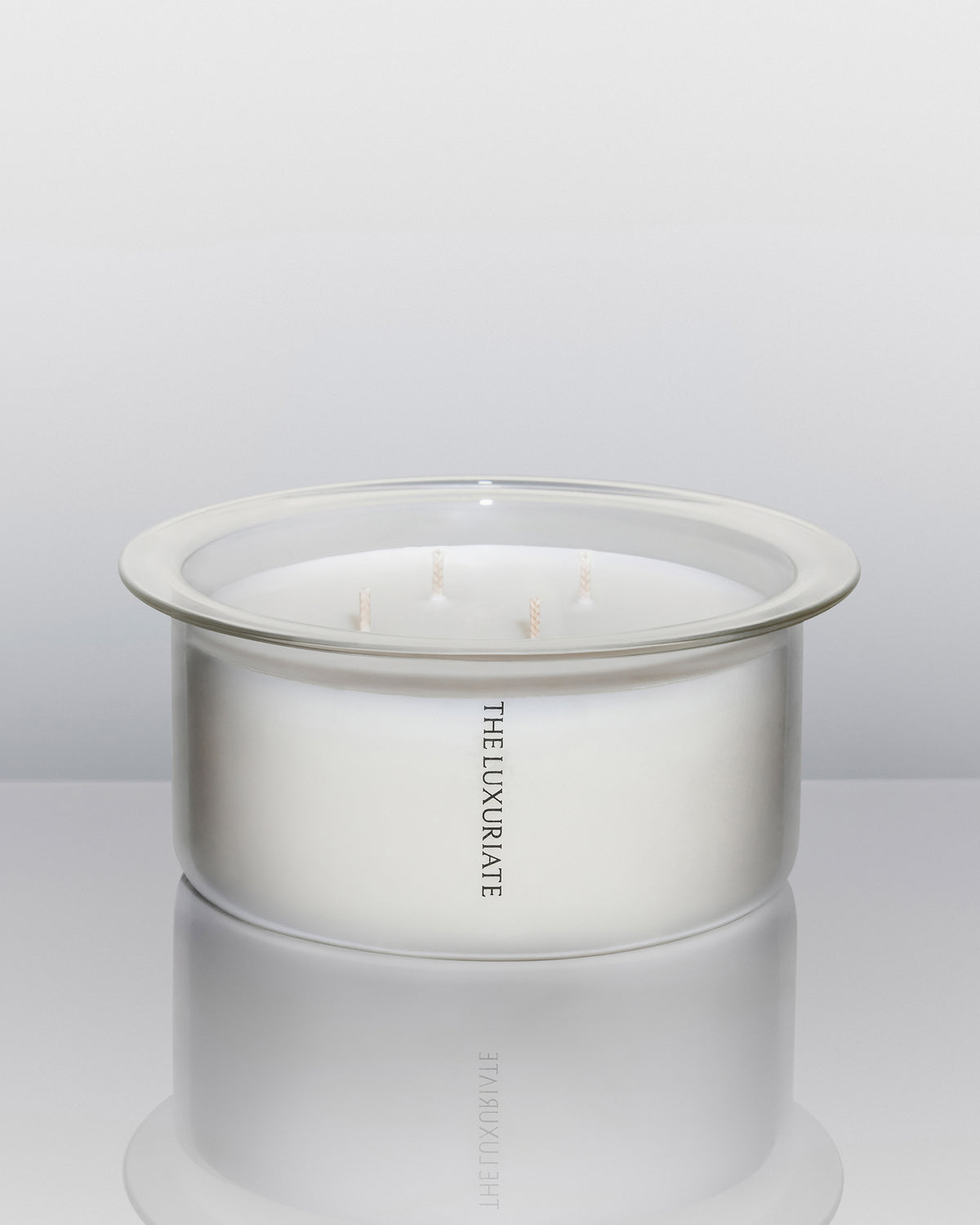Santal Fleur Scented Candle 470g